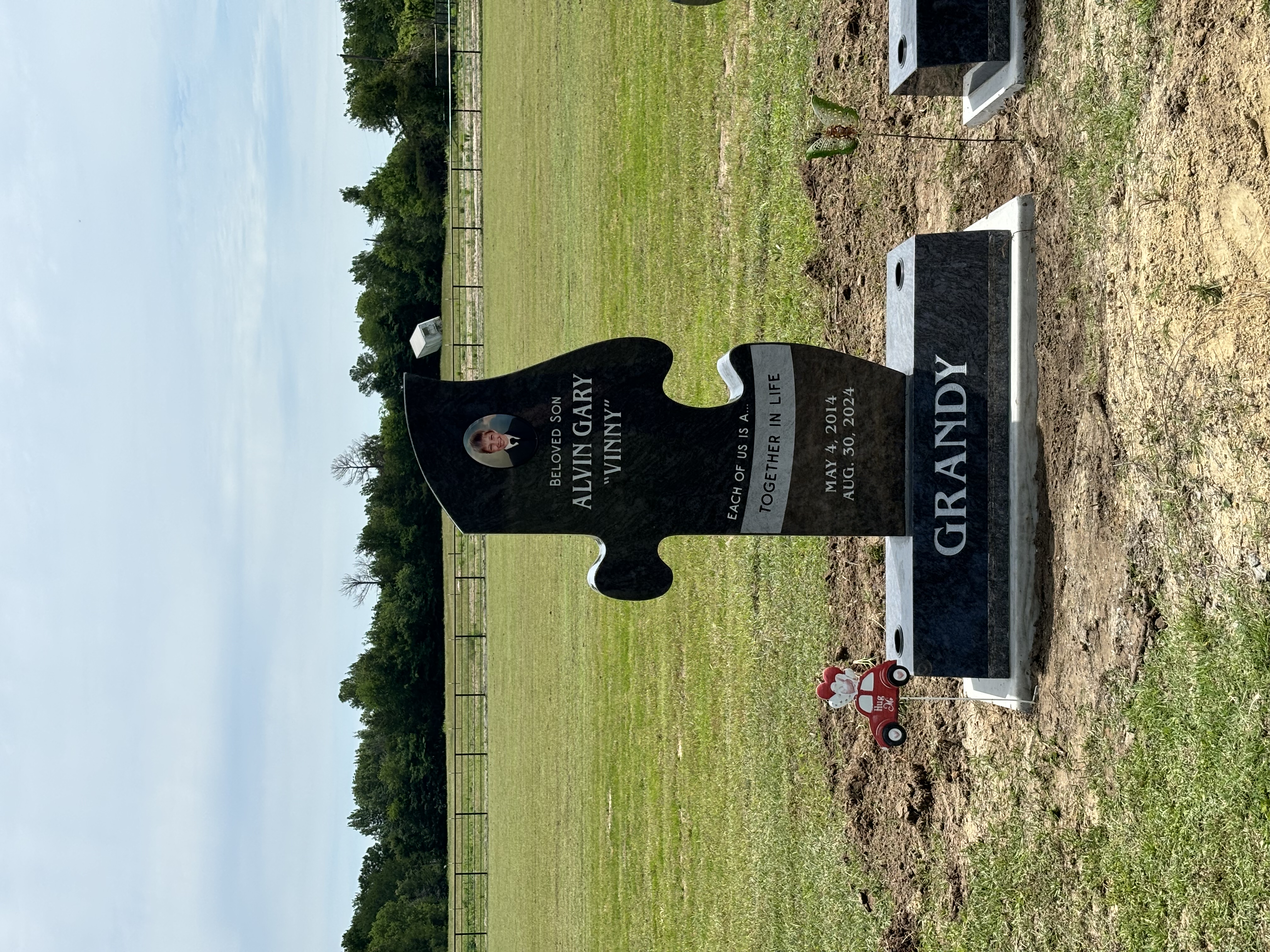 Bahama blue Monument - Weiland Cemetery, Greenville TX