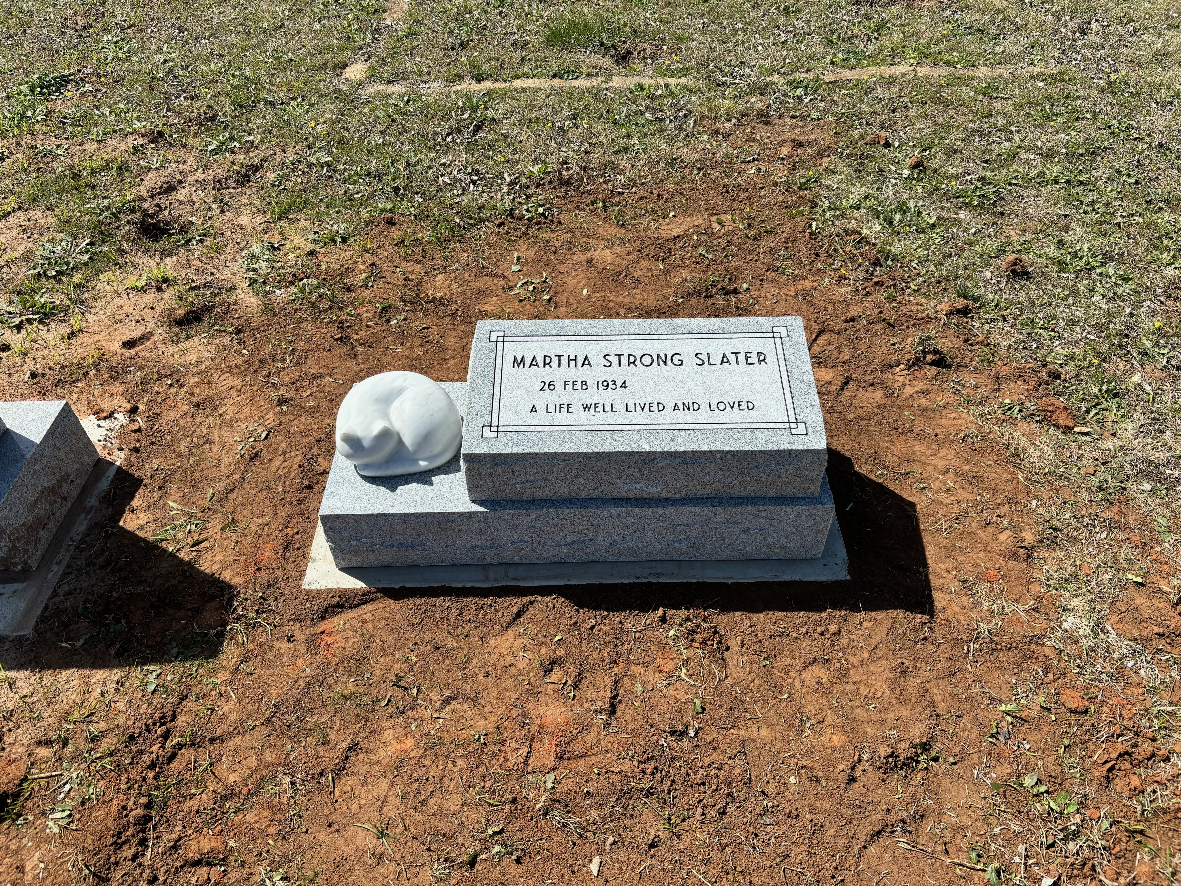 Georgia Grey Monument - East Hill, Roff OK