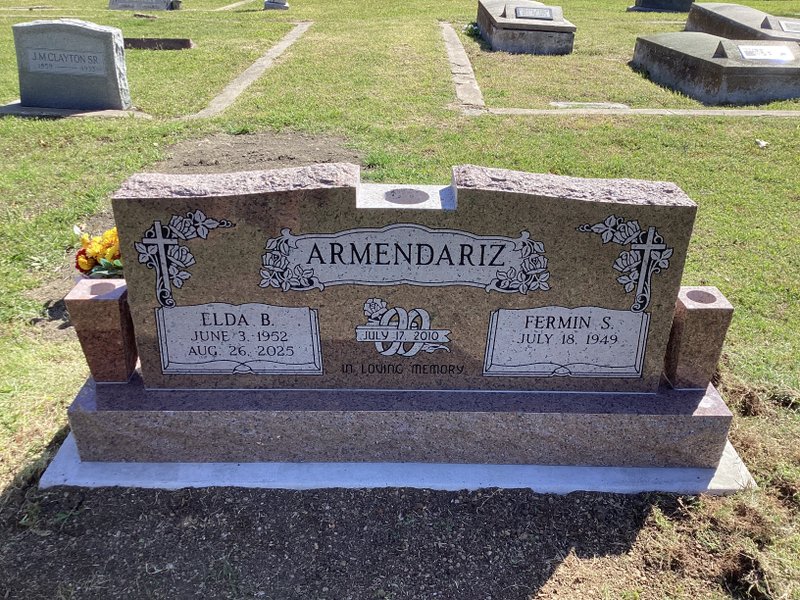 Chapel Rose Monument - Wylie Cemetery, Wylie TX